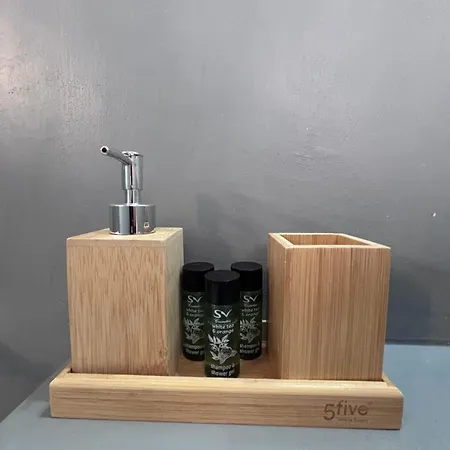 The Anafians Hotel apartamentowy