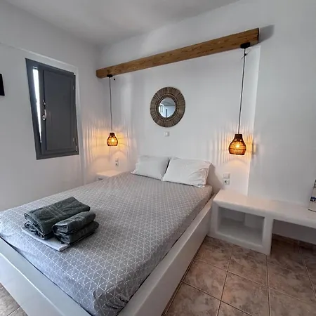 The Anafians Hotel apartamentowy