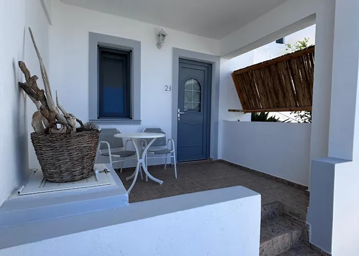 Апарт-отель The Anafians