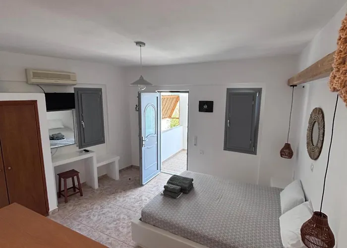 Apart-hotel The Anafians 4*