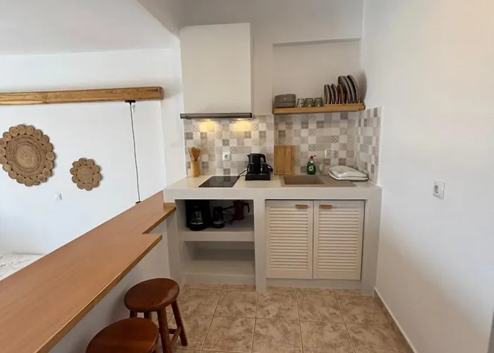 Апарт-отель The Anafians